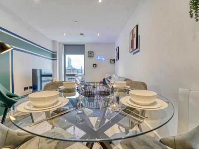 Apartment for sale in Calderstones