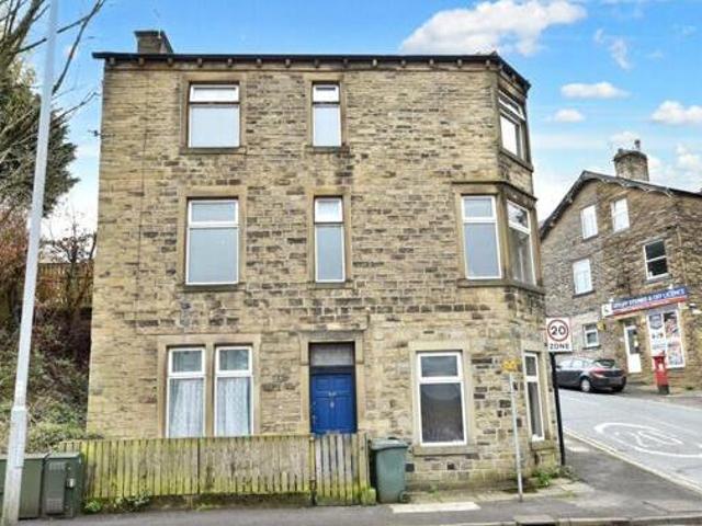 House for sale in Steeton, West Yorkshire
