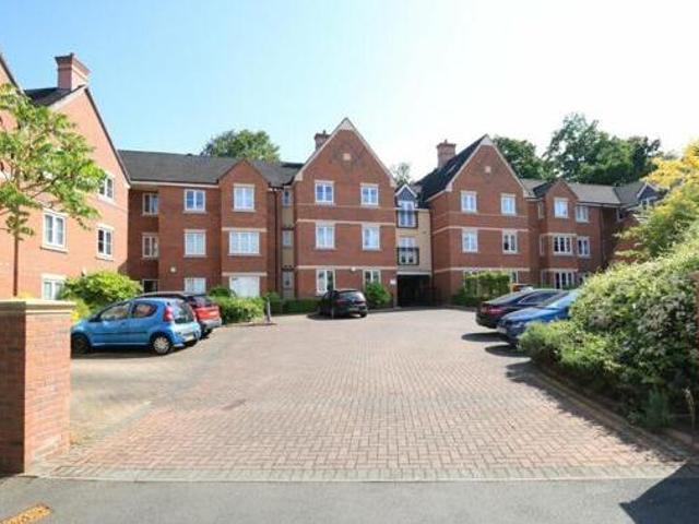 House for sale in Green Close, Warwickshire