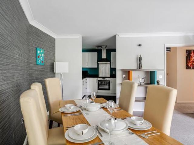 Apartment for sale in Newtown, Reading
