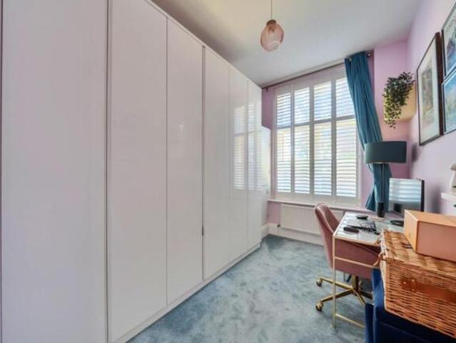 Apartment for sale in Bedford
