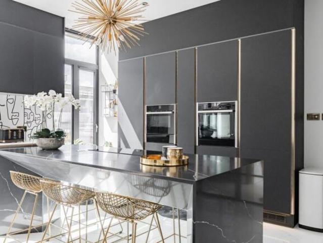 Apartment for sale in East Bank, Norfolk