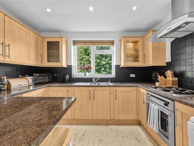 Apartment for sale in Peckham, Greater London