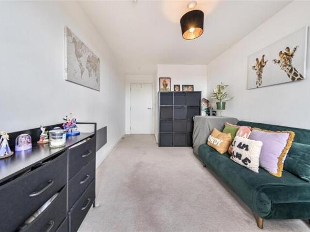 Apartment for sale in Key Street, Suffolk
