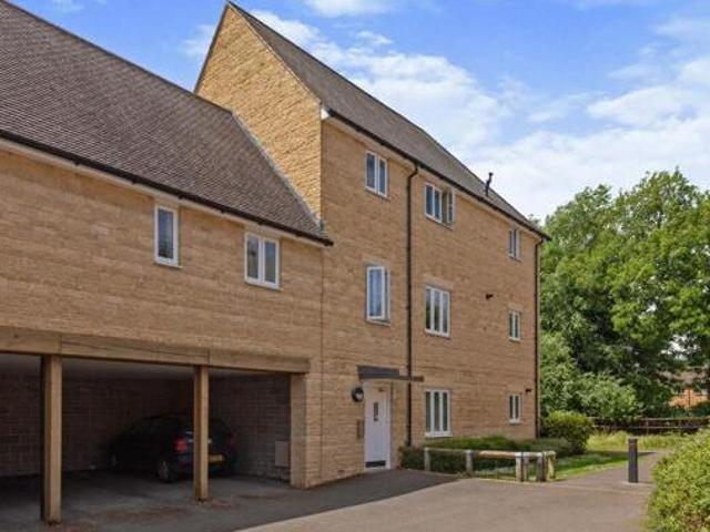 House for sale in Evershot, Oxfordshire