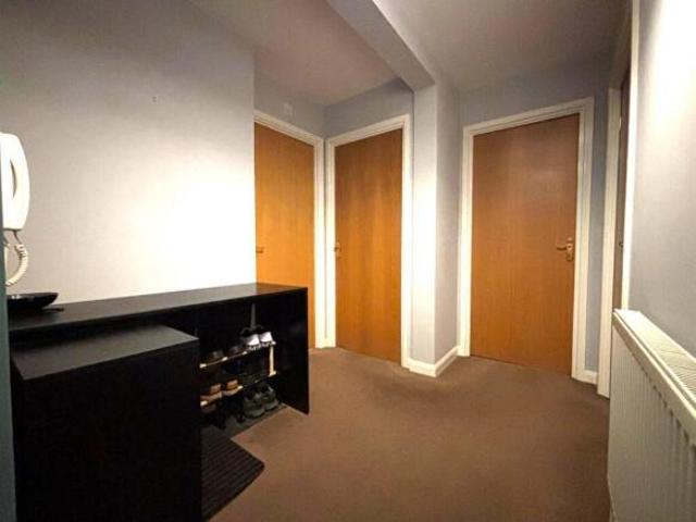 Apartment for sale in Swindon