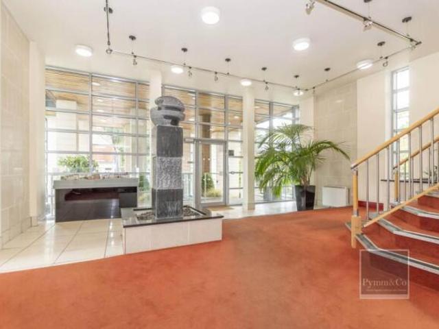 Apartment for sale in Lakenham, East Bank