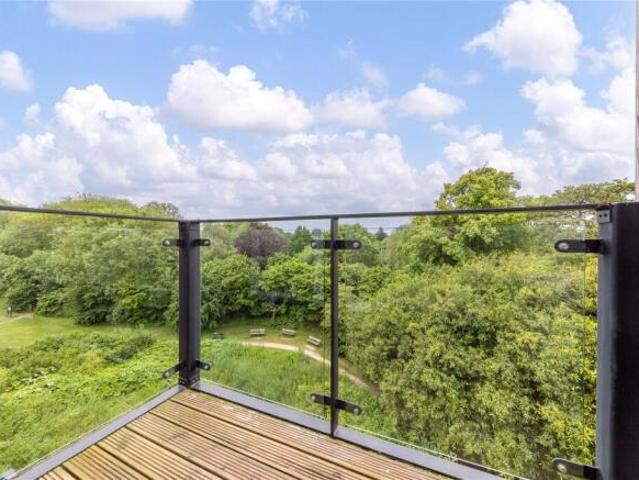 Apartment for sale in Arbury, Cambridgeshire
