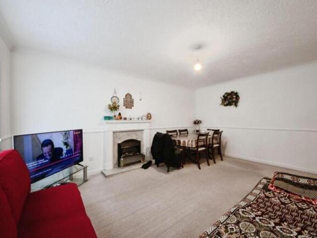 Apartment for sale in Blossomfield, West Midlands