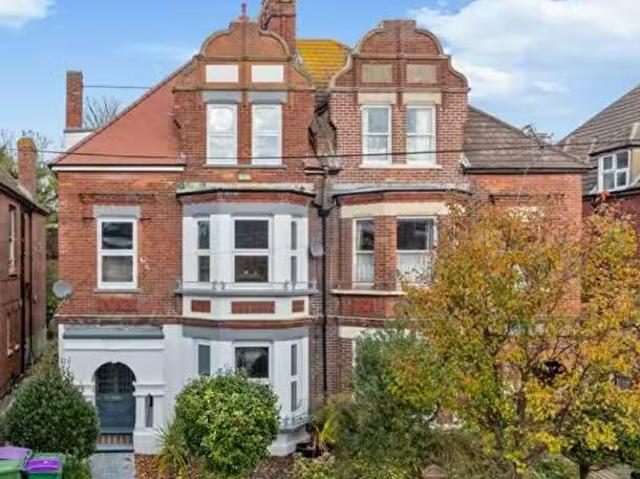 House for sale in Sandgate