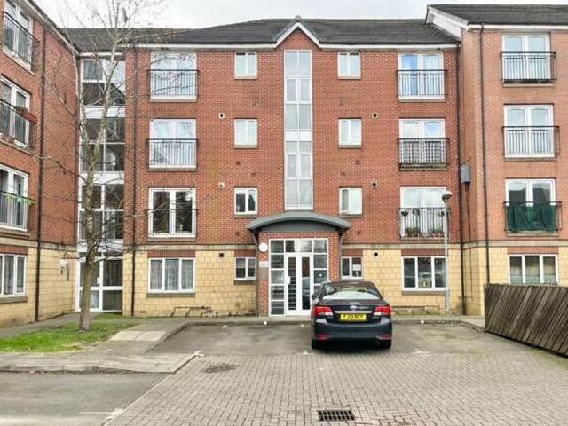 House for sale in Northampton, Northamptonshire