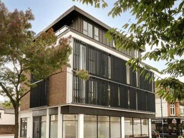 House for sale in Kingston Upon Thames, Greater London