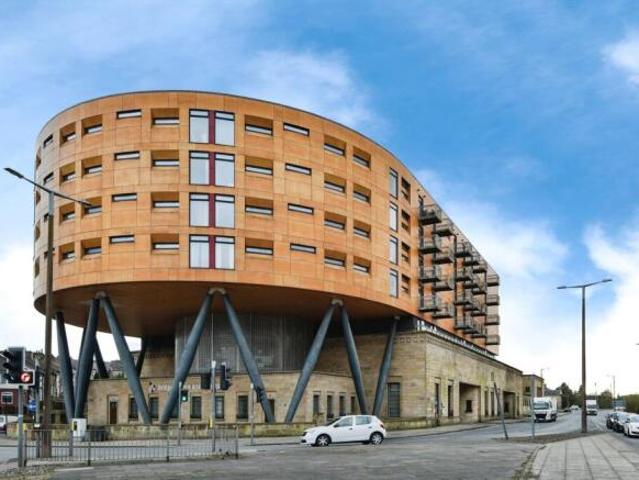 Apartment for sale in Bulk, Bare