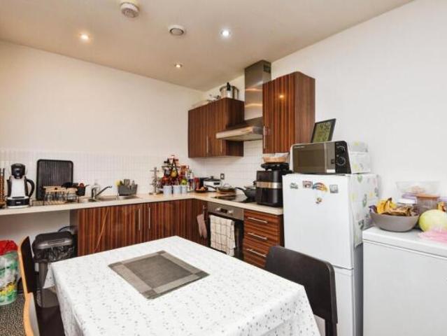 Apartment for sale in Bulk, Bare