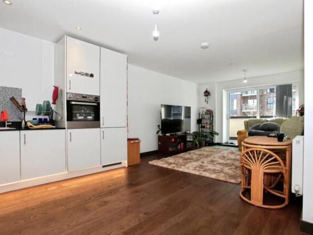 Apartment for sale in Hampton Green, Cambridgeshire