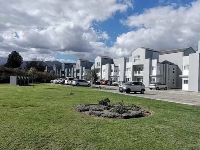 Apartment for sale in Onverwacht, Western Cape