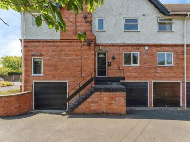 Apartment for sale in Hough Green, Two Mills
