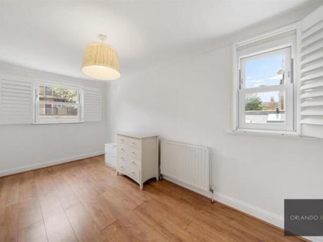 Apartment for sale in Strode, Devon