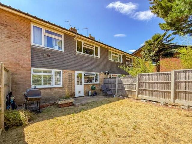 Apartment for sale in Five Acres, Hertfordshire