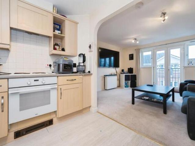 Apartment for sale in Bitterne, City Of Southampton