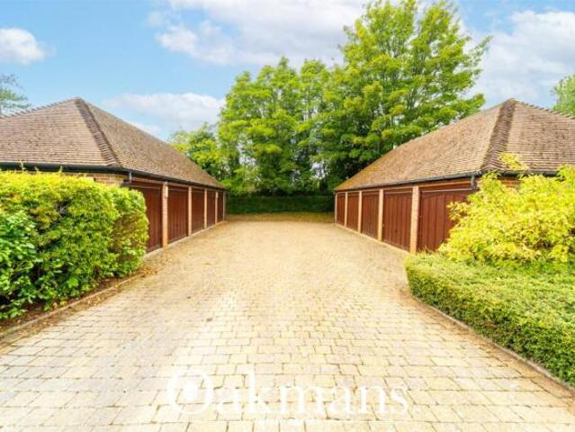 Apartment for sale in West Midlands