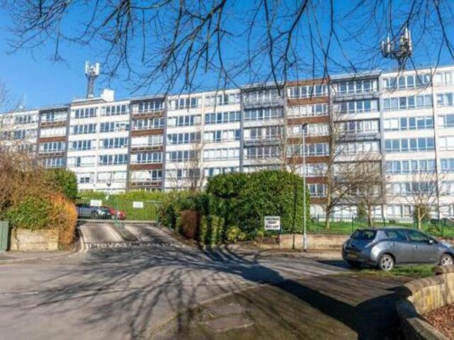 House for sale in Primley Park, Moortown