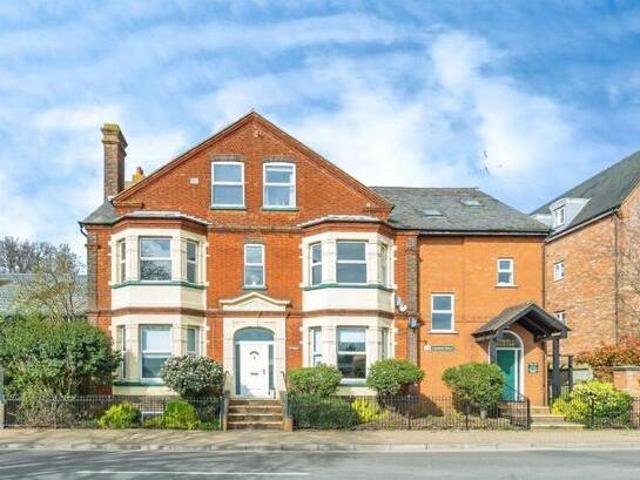 House for sale in Leighton-Linslade, Leighton Buzzard