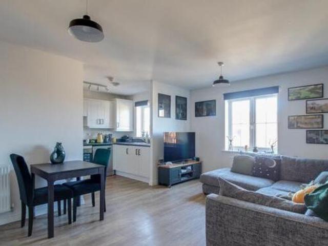 House for sale in Leighton-Linslade, Leighton Buzzard