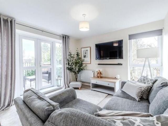 Apartment for sale in Roundhay, West Yorkshire