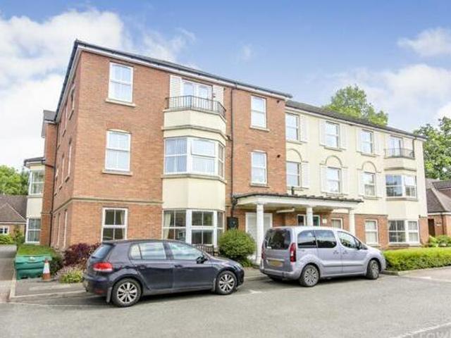 House for sale in Rugby, Warwickshire