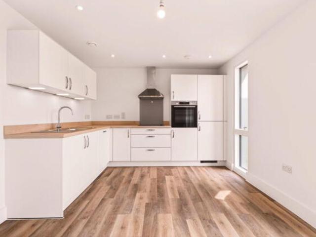 Apartment for sale in Worthing, West Sussex