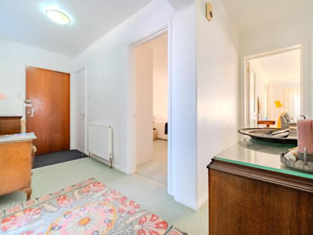 Apartment for sale in Eastbourne, East Sussex