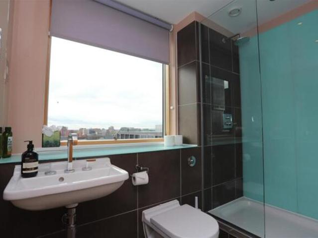Apartment for sale in Eastleigh, Helford