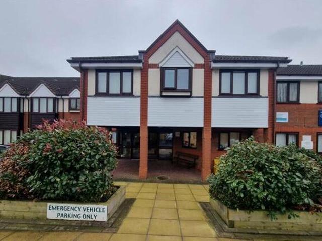 House for sale in Calderstones
