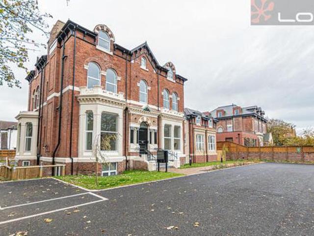 House for sale in Calderstones