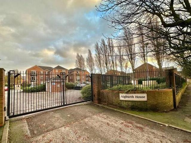 House for sale in Calderstones
