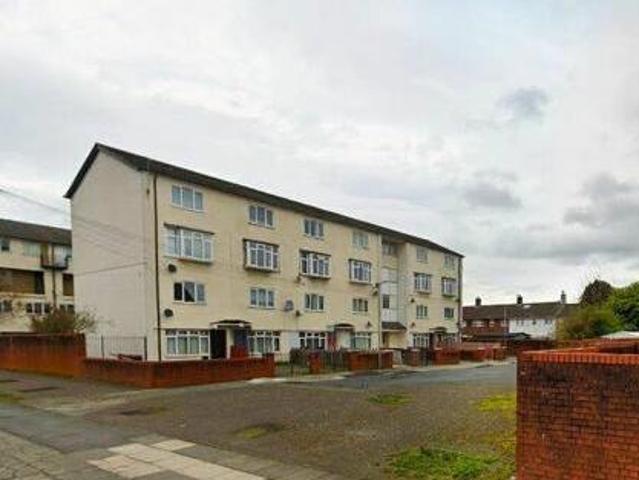 House for sale in Calderstones