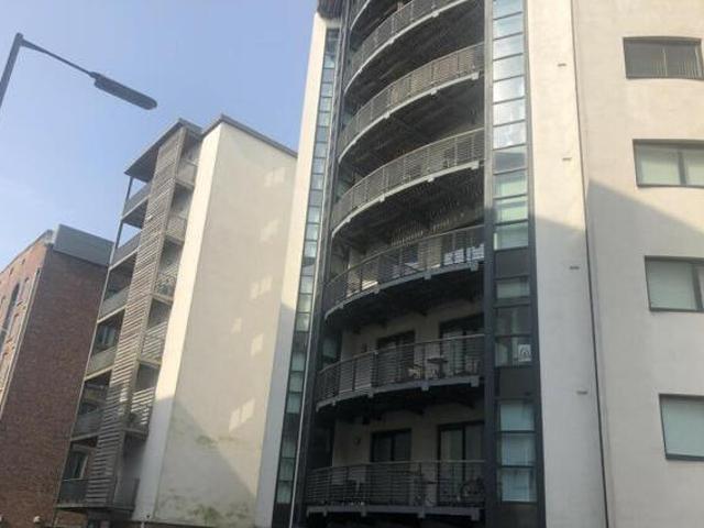 House for sale in Calderstones