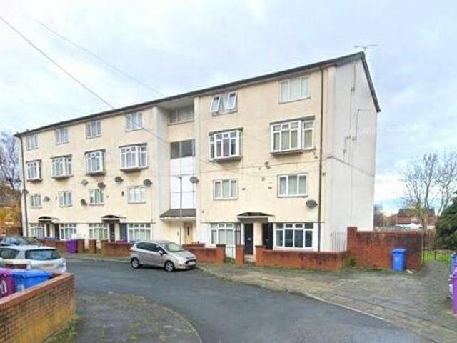 House for sale in Calderstones