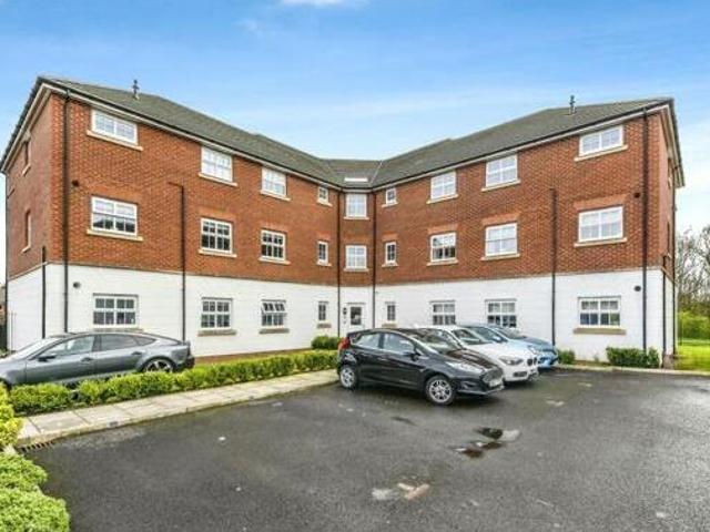House for sale in Calderstones
