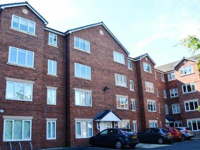 House for sale in Calderstones