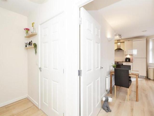 Apartment for sale in North Watford