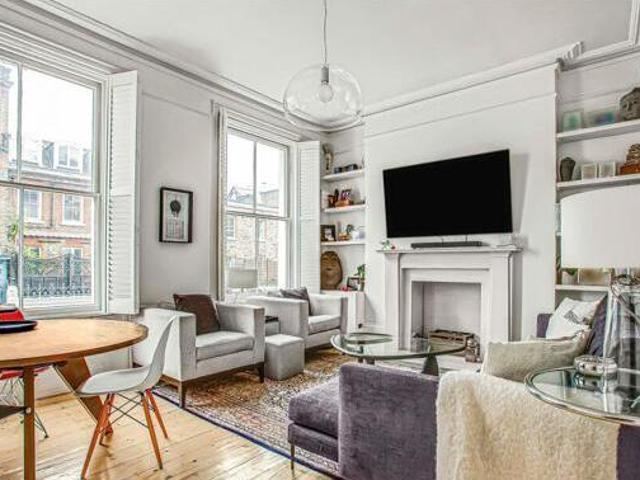 House for sale in Lyons, Greater London