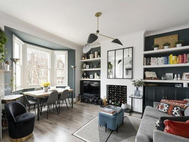 House for sale in Lyons, Greater London