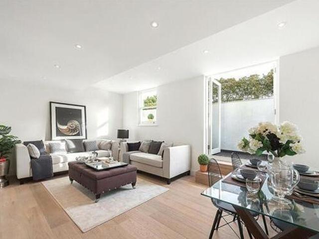 House for sale in Lyons, Greater London