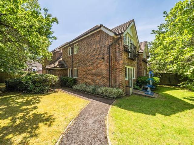 Apartment for sale in The Slade, Oxfordshire