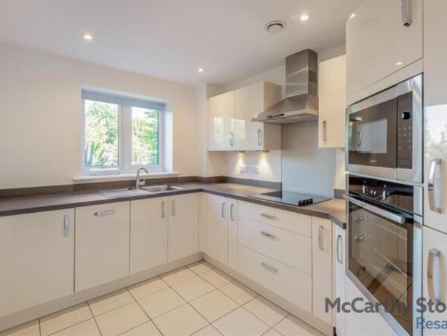 Apartment for sale in St Albans, Five Acres