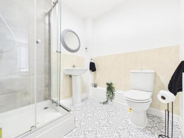 Apartment for sale in Gloucester, Gloucestershire