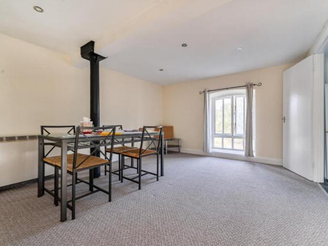 Apartment for sale in Newbridge, Bath