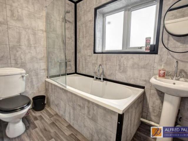 Apartment for sale in Monkwearmouth, Sunderland